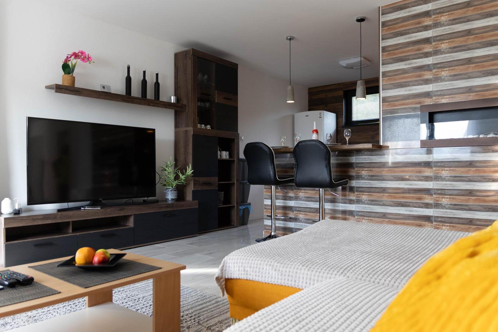 Apartman Navrchu Brezno Εξωτερικό φωτογραφία